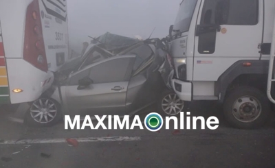 Impactantes imágenes del choque múltiple en el puente Zárate Brazo Largo