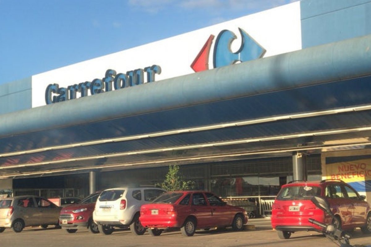 Grave denuncia a Carrefour Grave denuncia a Carrefour