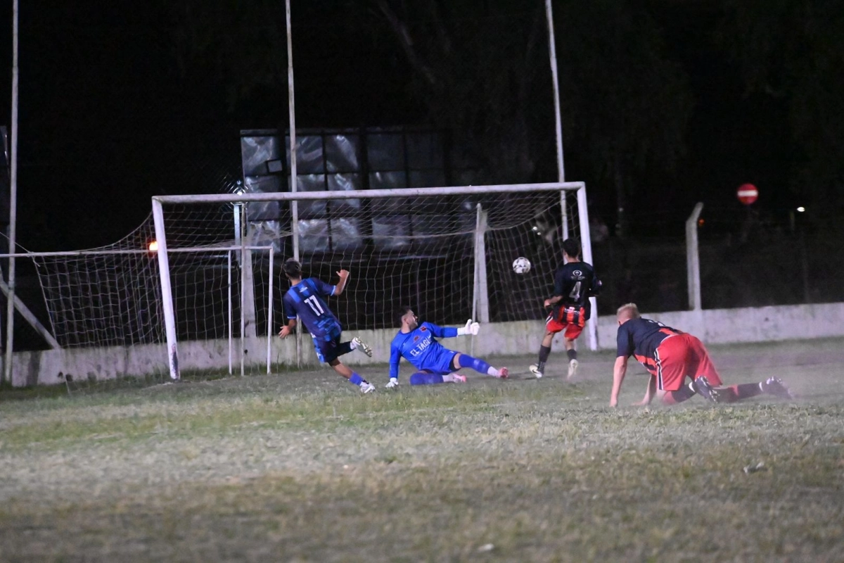 Juventud Unida goleó a Central Entrerriano Juventud Unida goleó a Central Entrerriano
