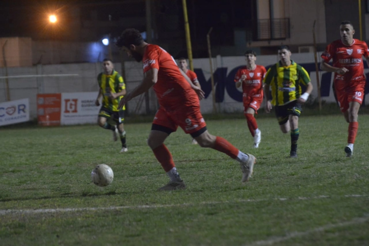 Central Larroque encontró el empate al final Central Larroque encontró el empate al final