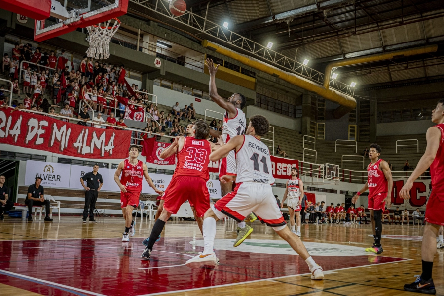 A pesar de la derrota Castillo Jug&oacute; un buen partido. Foto: Federico Cabello prensa Provincial