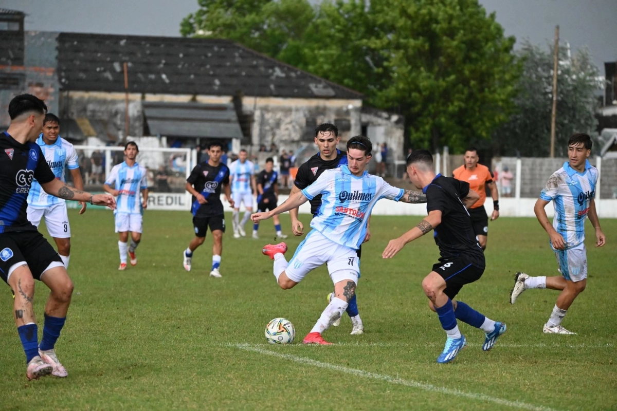 Marcelo Olivera fue uno de los más activos en ataque