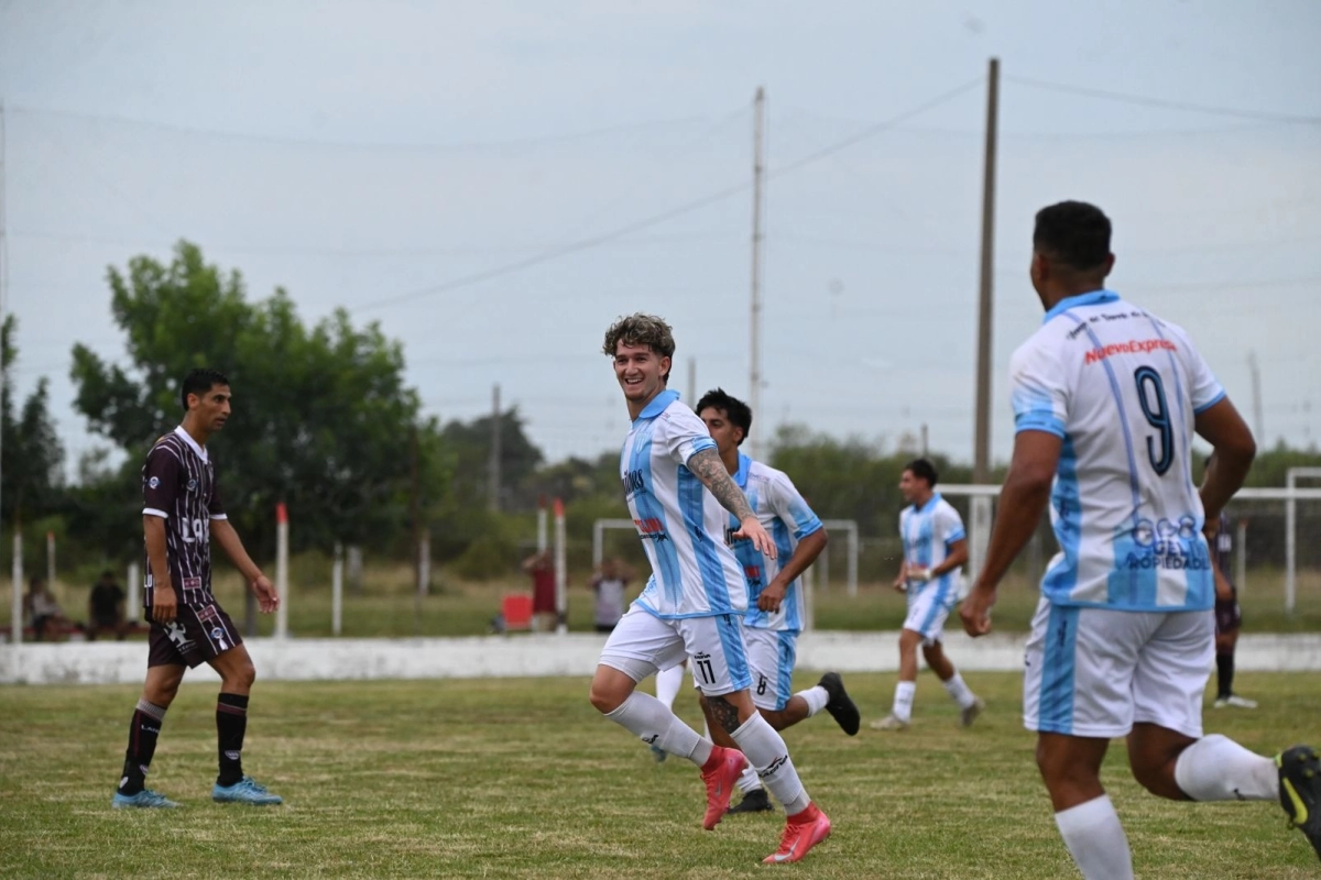 Marcelo Olivera abrió el camino para la gran victoria albiceleste