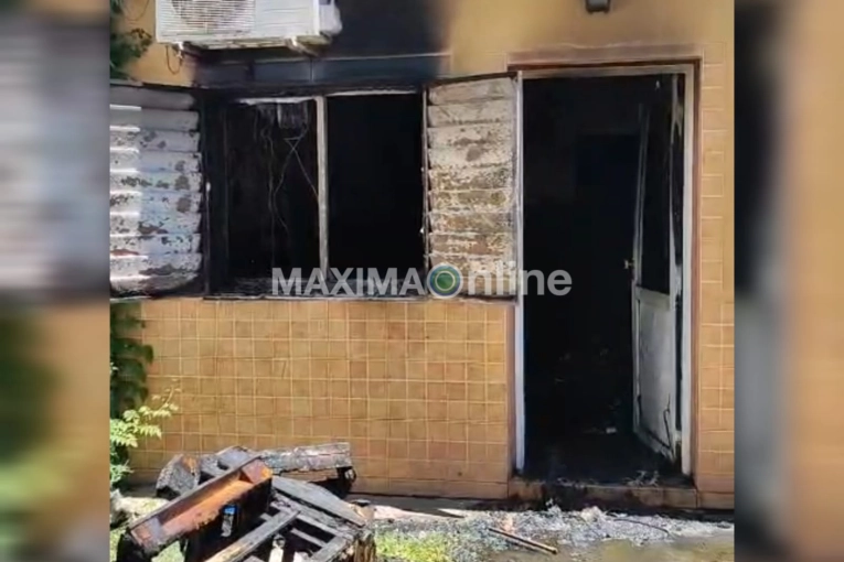 Incendio en una vivienda de Barrio Hip&oacute;dromo