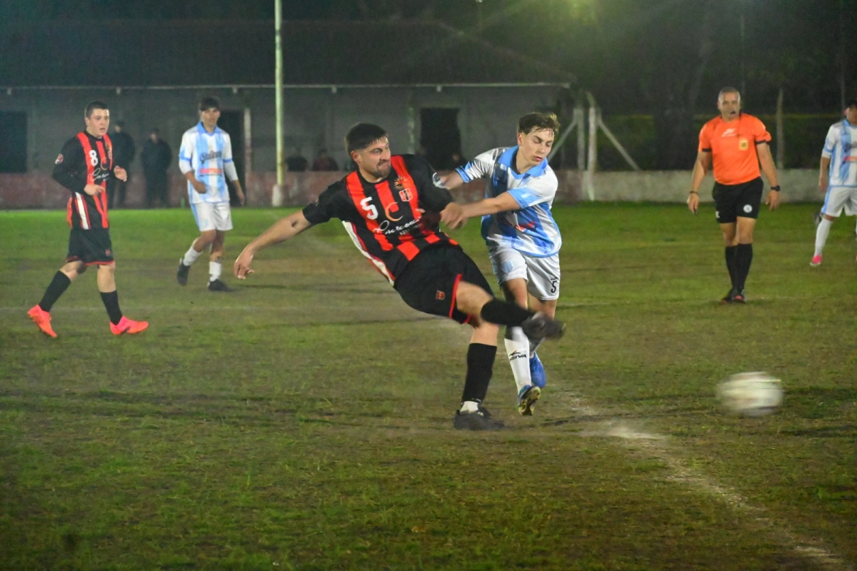 Central Entrerriano se qued&oacute; con el cl&aacute;sico